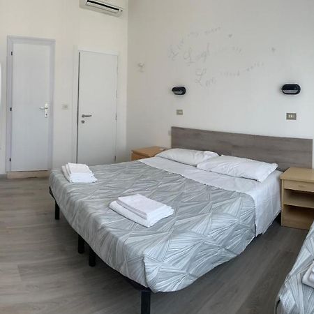 Hotel Laika ริมินี ภายนอก รูปภาพ