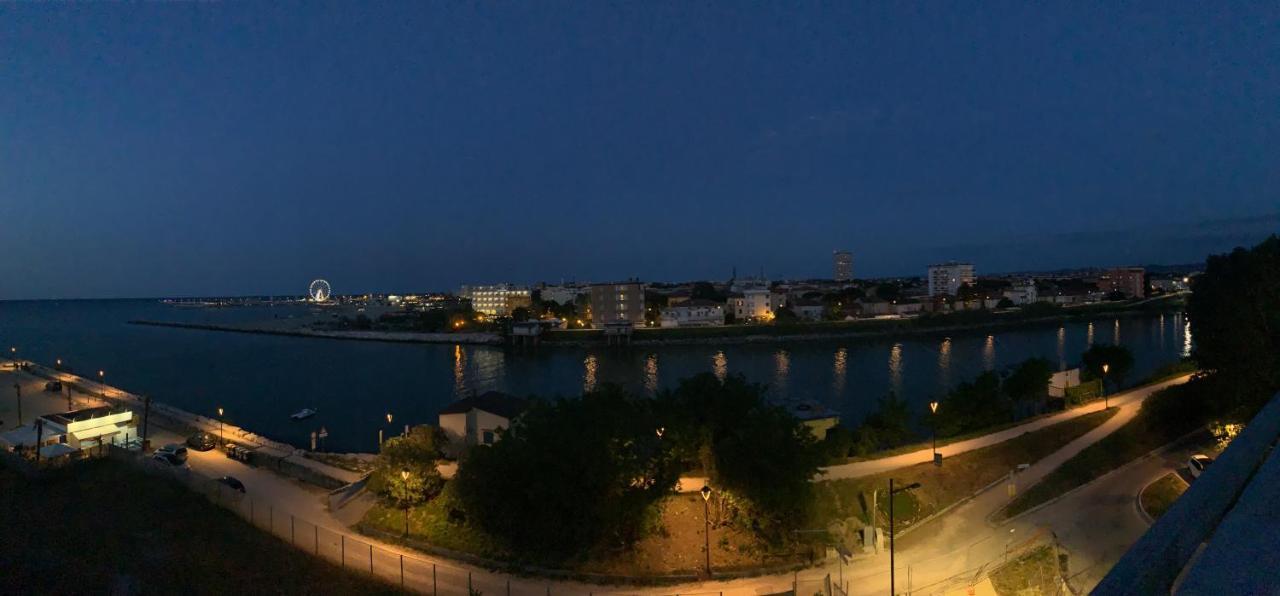 Hotel Laika ริมินี ภายนอก รูปภาพ