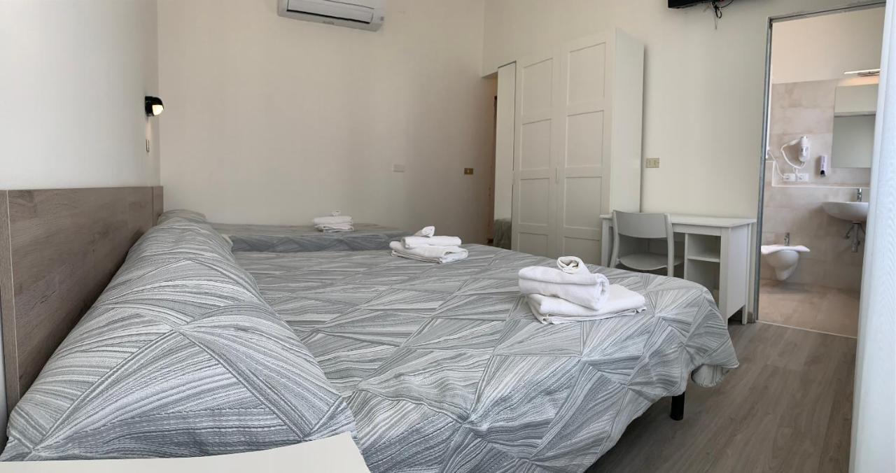 Hotel Laika ริมินี ภายนอก รูปภาพ