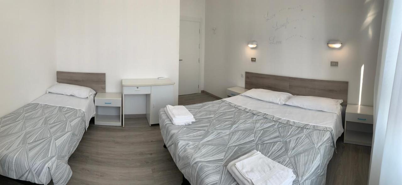 Hotel Laika ริมินี ภายนอก รูปภาพ